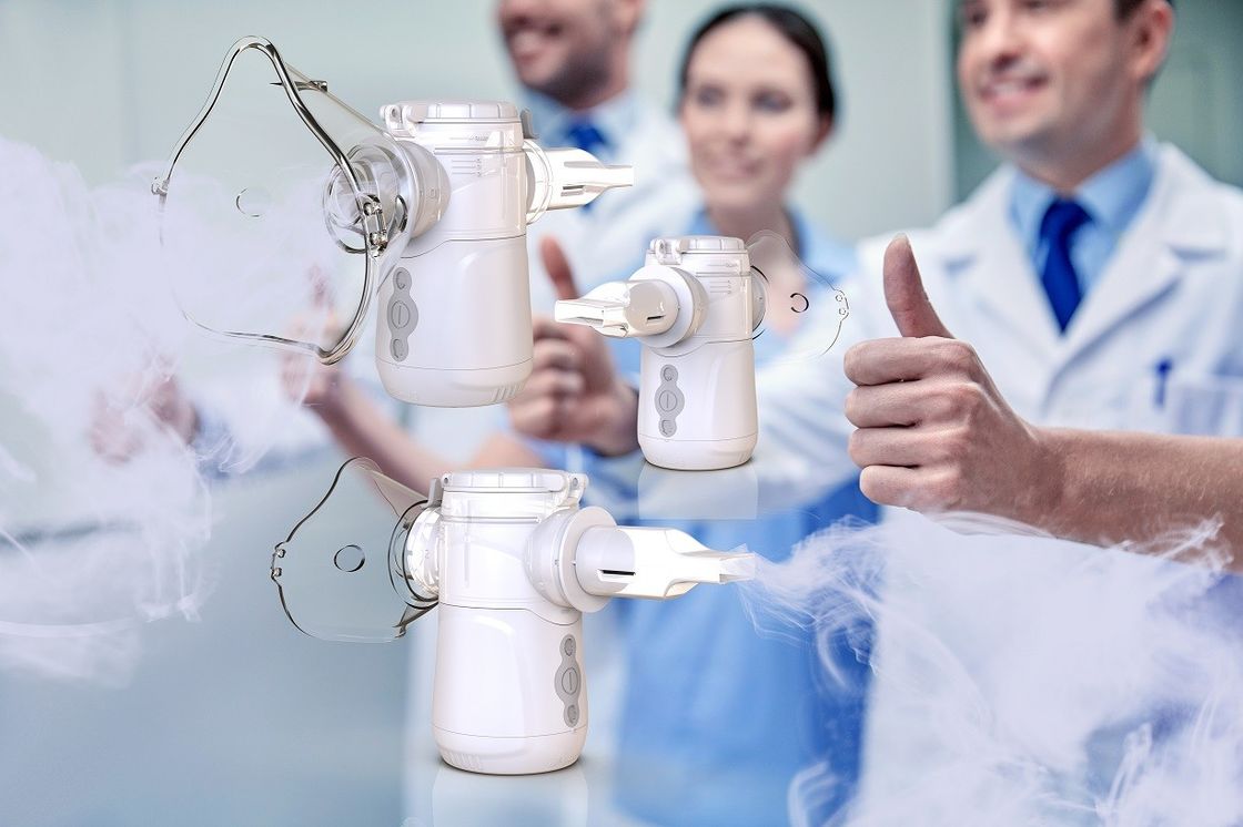 1-4,7 μm Wielkość drobnych cząstek Wibrująca sieć inhalatora Aerosol dostarczany dla dzieci lub dorosłych